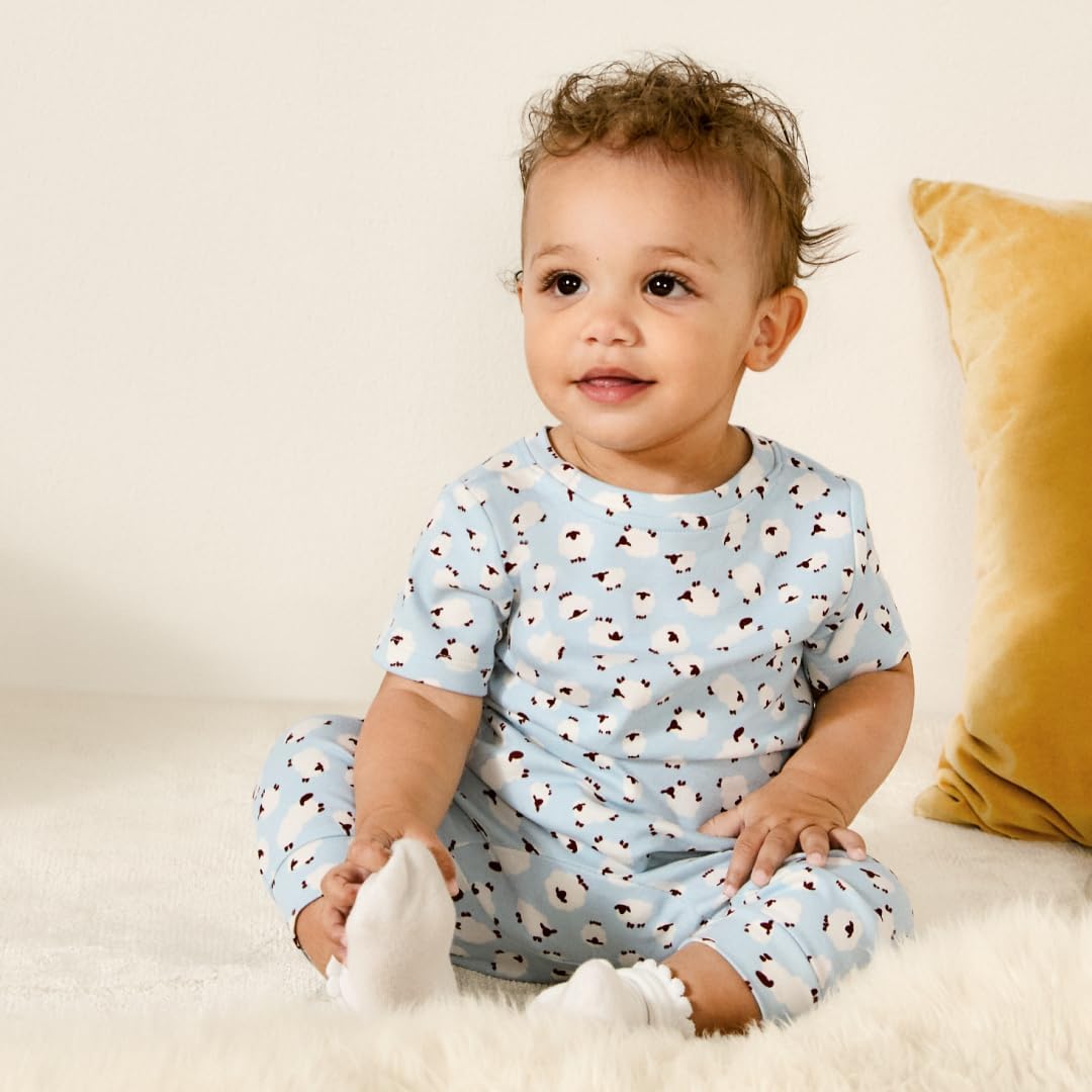 Amazon Essentials x Sofia Grainge Unisex Toddlers and Babies' Cotton Knit Short Sleeve Shirt & Pants Set