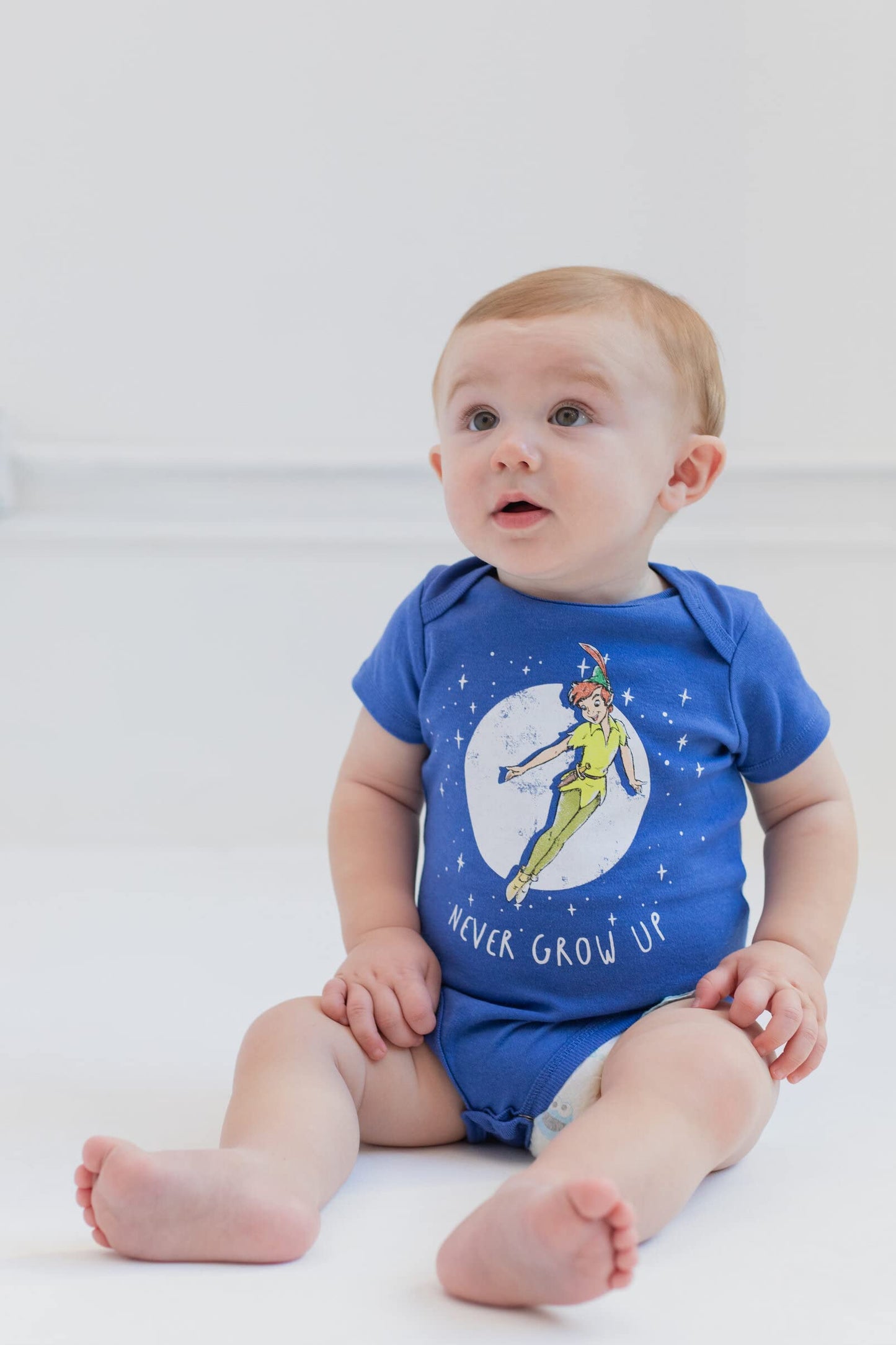 Disney Baby 5 Pack Bodysuits Newborn to Infant Sizes (Newborn - 24 Months)