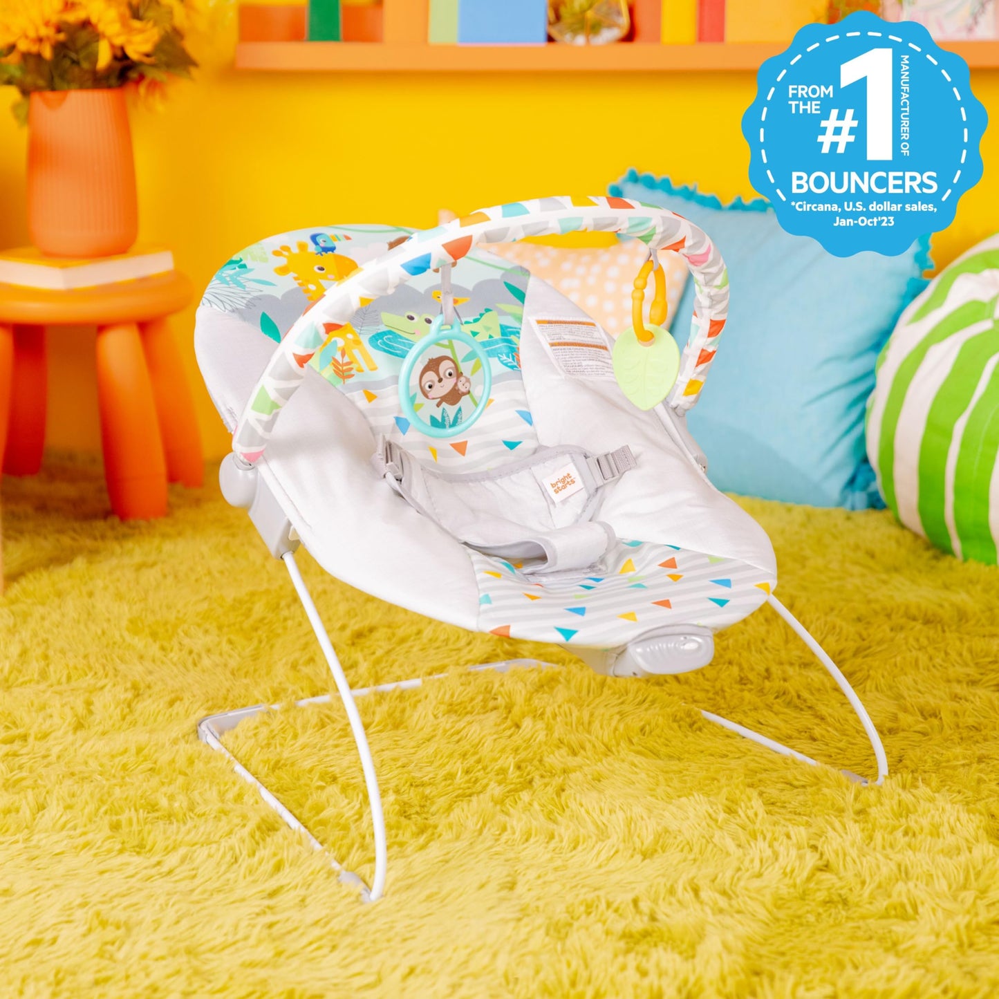 Bright Starts Baby Bouncer Soothing Vibrations Infant Seat - Removable -Toy Bar, Nonslip Feet, 0-6 Months Up to 20 lbs (Safari Fun)