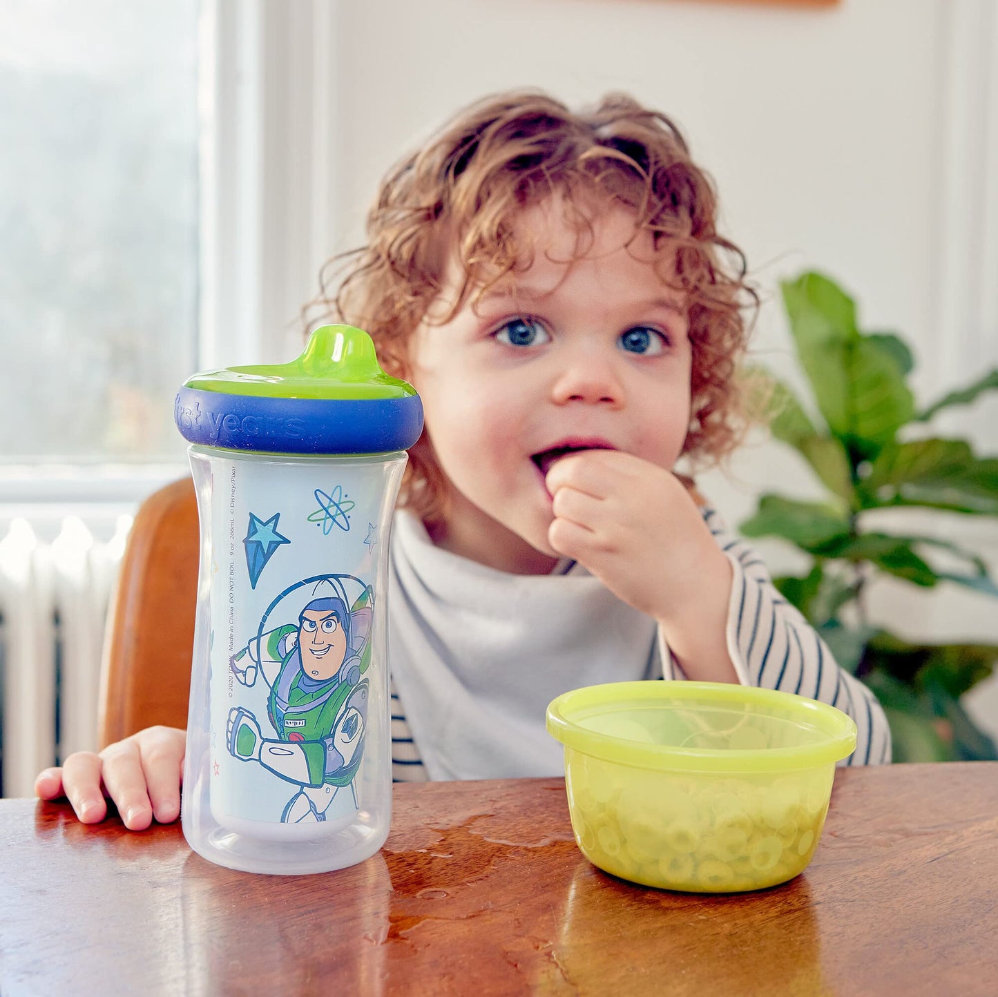 The First Years Disney Minnie Mouse Insulated Sippy Cups - Insulated Toddler Cups with Bite-Resistant Hard Spout - 9 Ounces - 2 Count