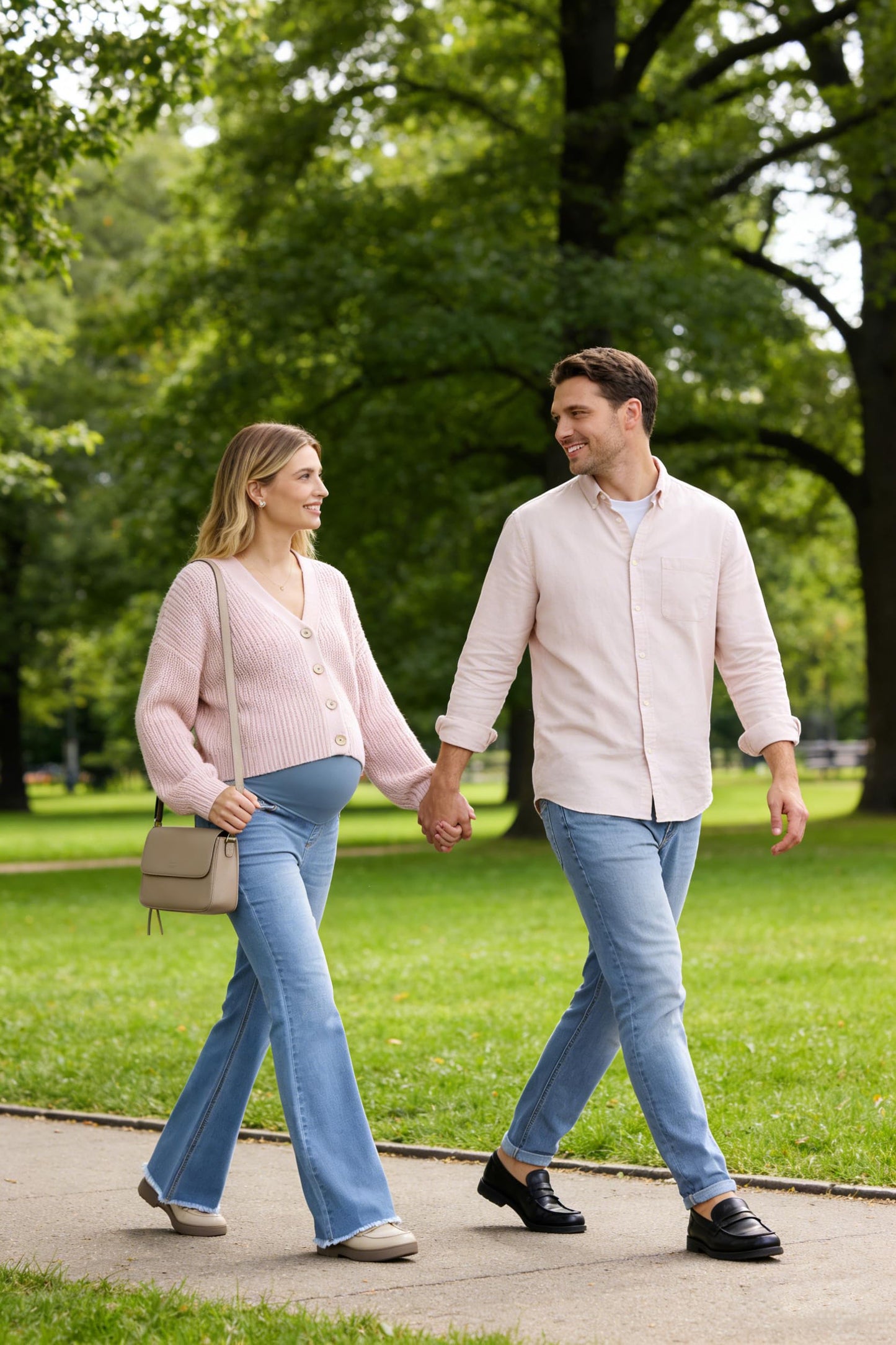 BLENCOT Maternity Jeans for Women Over Belly Pregnancy Pants Comfy Pregnant Jeans Flare Denim Jeans with Pockets